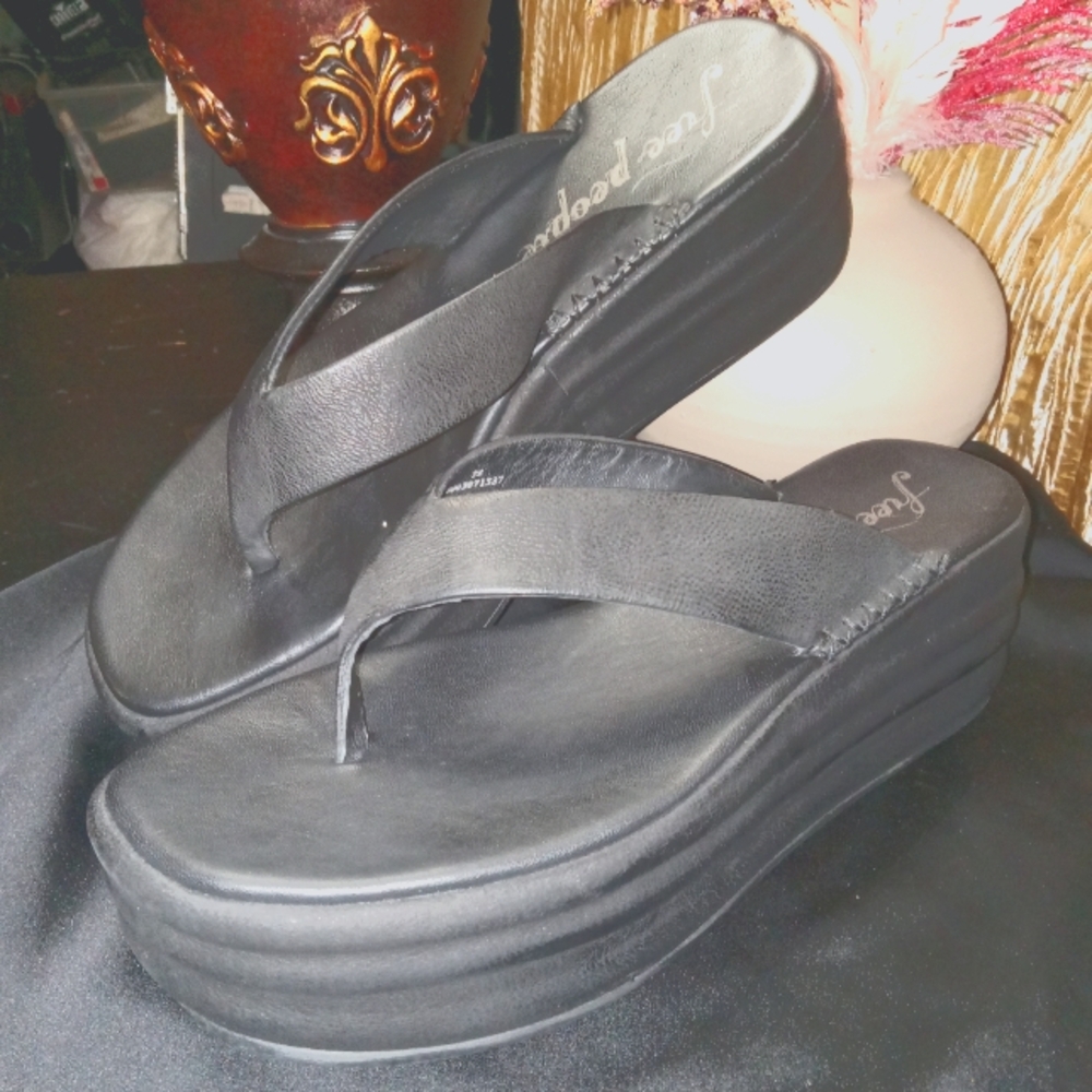 Free People haven red thong platform sandals size 38